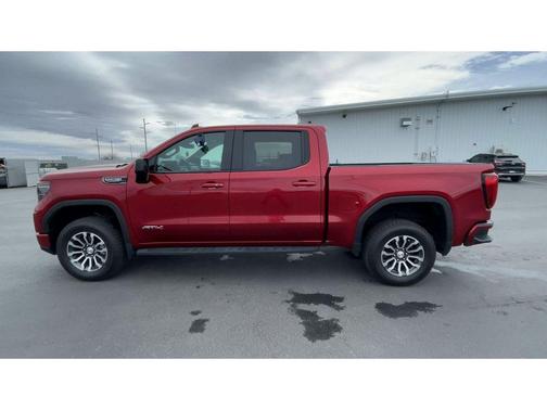 Cayenne Red Tintcoat 2022 GMC Sierra 1500 AT4