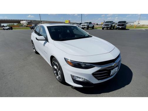 Summit White 2023 Chevrolet Malibu LT