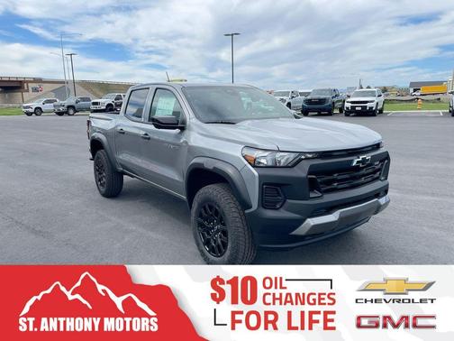 Sterling Gray 2026 Chevrolet Colorado Trail Boss
