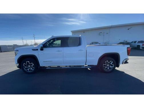 Summit White 2024 GMC Sierra 1500 SLT