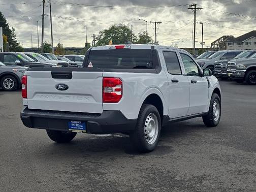 2025 Ford Maverick XL