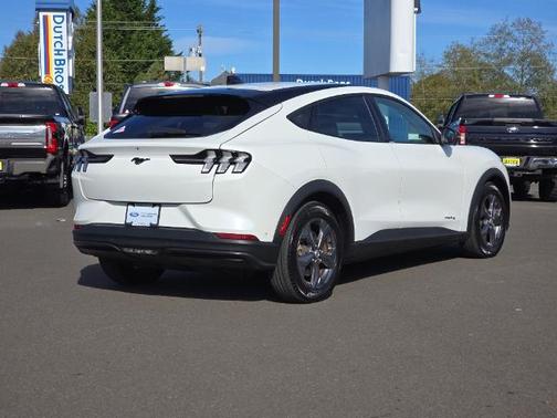 2023 Ford Mustang Mach-E SELECT