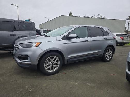 ICONIC SILVER 2023 Ford Edge SEL