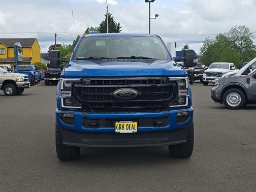 VELOCITY BLUE 2020 Ford F-350 LARIAT SUPER DUTY