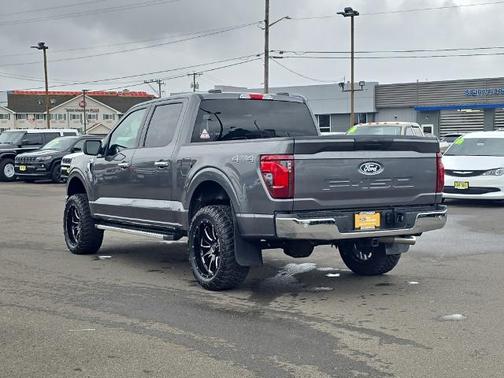 CARBONIZED GREY METALLIC 2025 Ford F-150 XLT