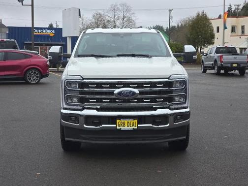 2025 Ford F-350 LARIAT SUPER DUTY