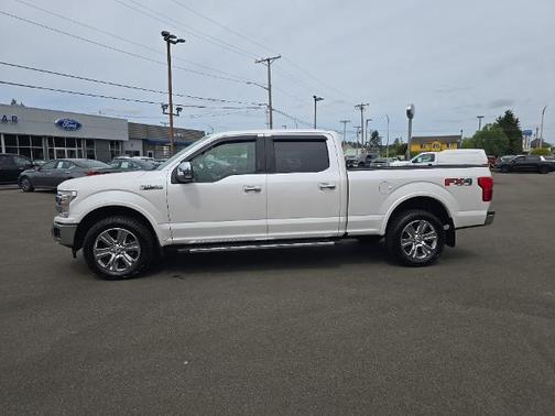 WHITE PLATINUM METALLIC TC 2019 Ford F-150 LARIAT
