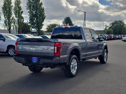 2022 Ford F-350 PLATINUM