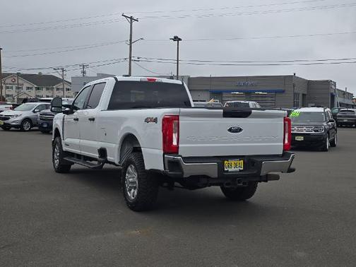 2023 Ford F-350 XLT