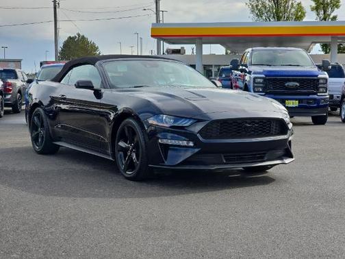 2021 Ford Mustang ECOBOOST PREMIUM