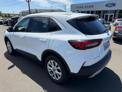 OXFORD WHITE 2023 Ford Escape ACTIVE