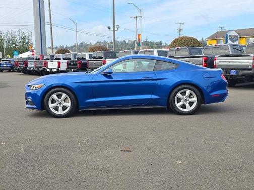 2017 Ford Mustang V6