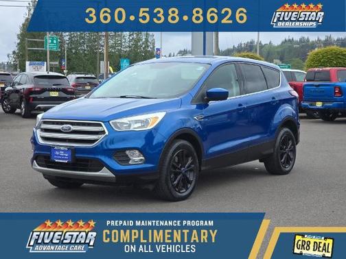 LIGHTNING BLUE METALLIC 2017 Ford Escape SE