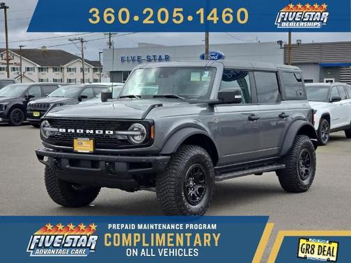 CARBONIZED GRAY METALLIC 2024 Ford Bronco WILDTRAK SUV