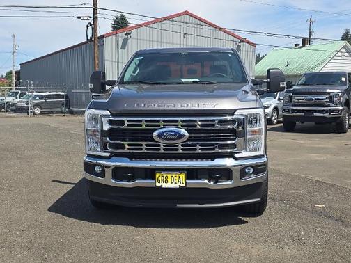 CARBONIZED GRAY 2025 Ford F-250 XLT