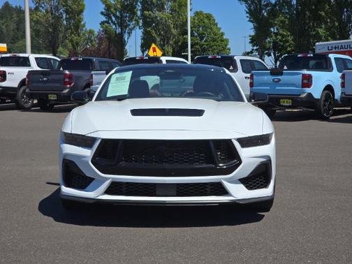 OXFORD WHITE 2024 Ford Mustang GT PREMIUM