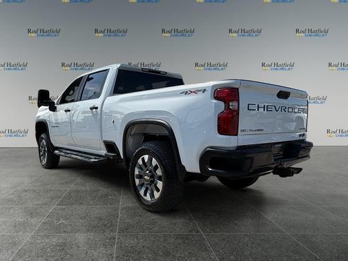 2022 Chevrolet Silverado 2500 Custom