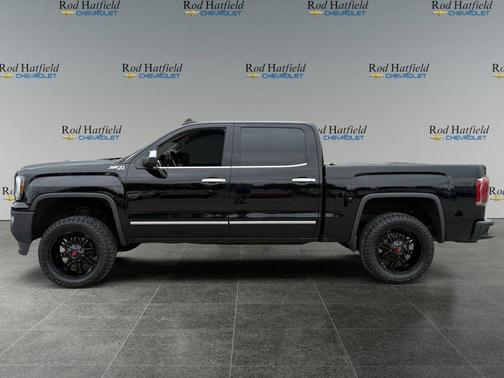 Onyx Black 2017 GMC Sierra 1500 SLT
