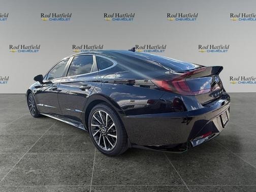2022 Hyundai SONATA Limited