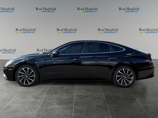 2022 Hyundai SONATA Limited