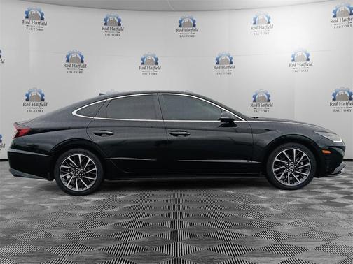 2022 Hyundai SONATA Limited