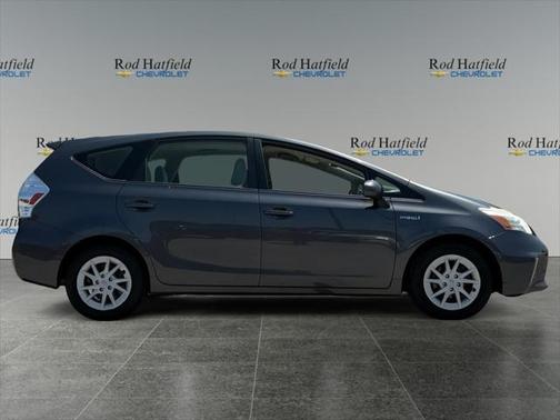 2012 Toyota Prius v Five