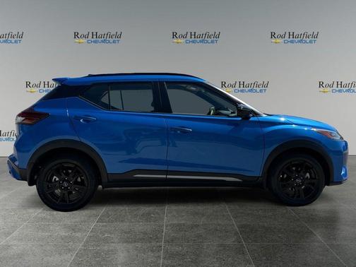 Electric Blue Metallic 2024 Nissan Kicks SR