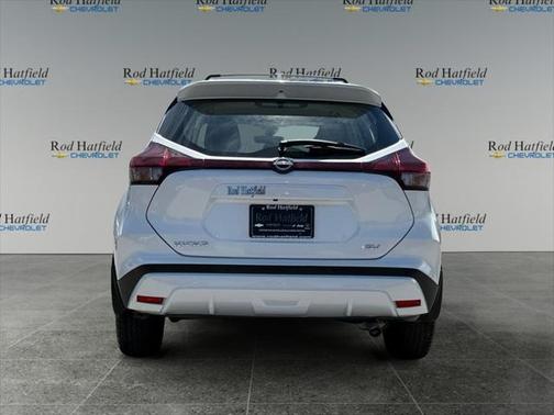 2022 Nissan Kicks SV