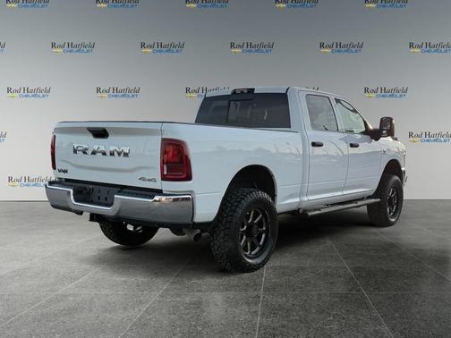 2025 RAM 2500 Tradesman Crew Cab 4x4 6'4' Box