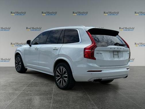 2021 Volvo XC90 T5 Momentum
