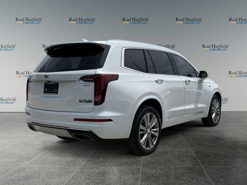 Crystal White Tricoat 2024 Cadillac XT6 Premium Luxury AWD