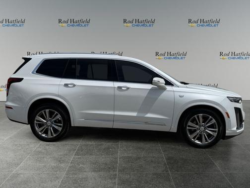 Crystal White 2024 Cadillac XT6 Premium Luxury