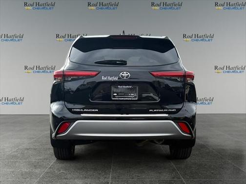 2022 Toyota Highlander Platinum