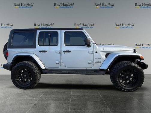 2023 Jeep Wrangler 4-Door Sahara 4x4