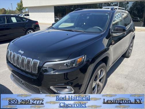 Diamond Black Crystal Pearlcoat 2022 Jeep Cherokee Limited