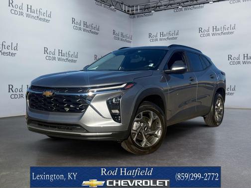 Sterling Gray Metallic 2025 Chevrolet Trax LT