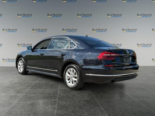 2017 Volkswagen Passat 1.8T S