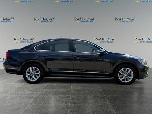 2017 Volkswagen Passat 1.8T S