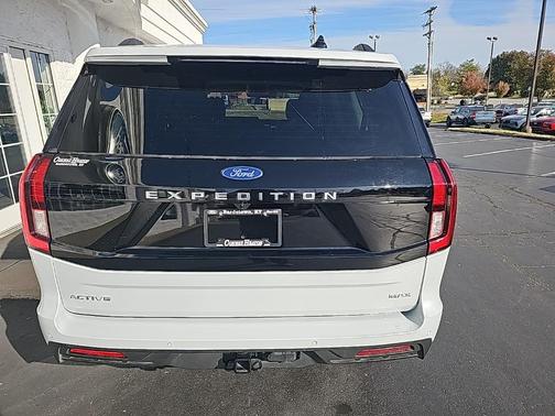 2025 Ford Expedition Max Active 4x2