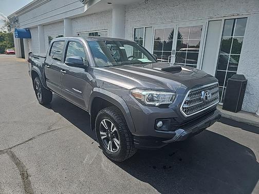 2017 Toyota Tacoma Base