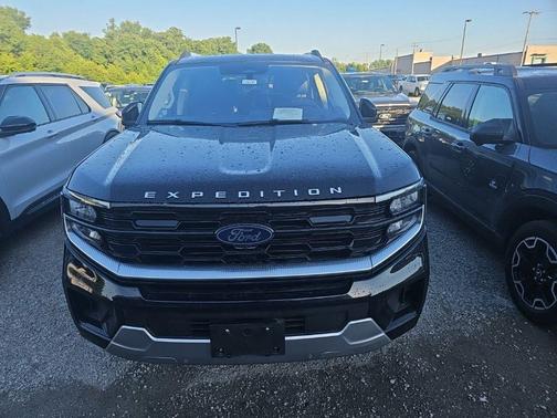 Black Metallic 2025 Ford Expedition Platinum