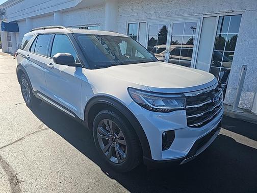 2025 Ford Explorer Active