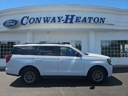 Silver Metallic 2025 Ford Expedition Active
