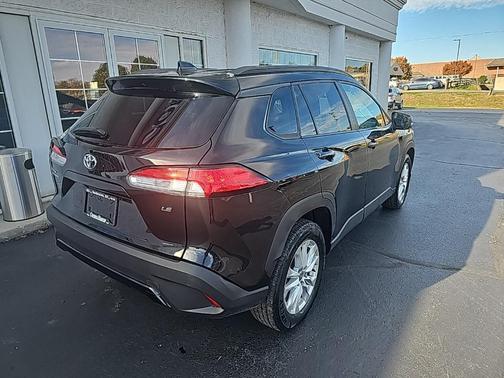 2024 Toyota Corolla Cross LE