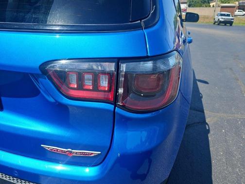 Hydro Blue Pearlcoat 2025 Jeep Compass Trailhawk