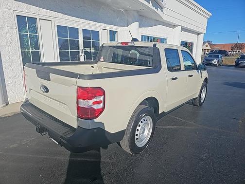 2025 Ford Maverick XL