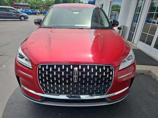 Red Carpet Metallic Tinted Clearcoat 2025 Lincoln Corsair Reserve