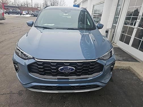 2023 Ford Escape ST-Line Elite