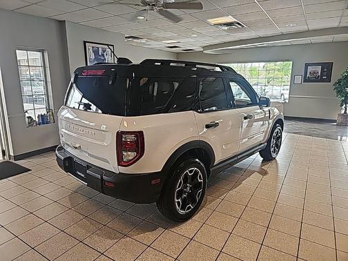 Oxford White 2026 Ford Bronco Sport Outer Banks