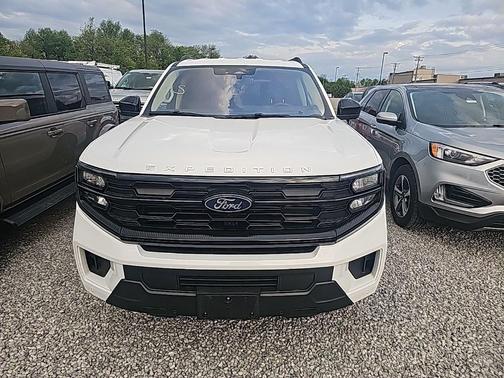 Oxford White 2025 Ford Expedition Max Active 4x4